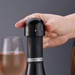 silicone-sealed-wine-beer-and-champagne-stopper-232769.jpg