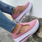 sneakers-outdoor-178575.jpg