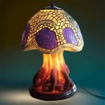 stained-glass-table-lamp-329352.jpg