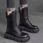 winter-boots-297452.jpg